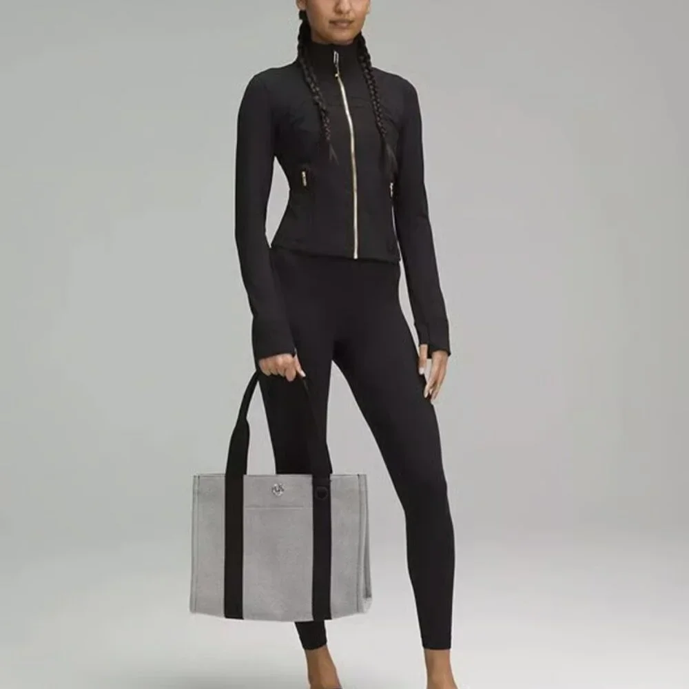 RARE Lululemon Canvas Tote Bag 10L Anchor Ivory Black Two-Tone NWT